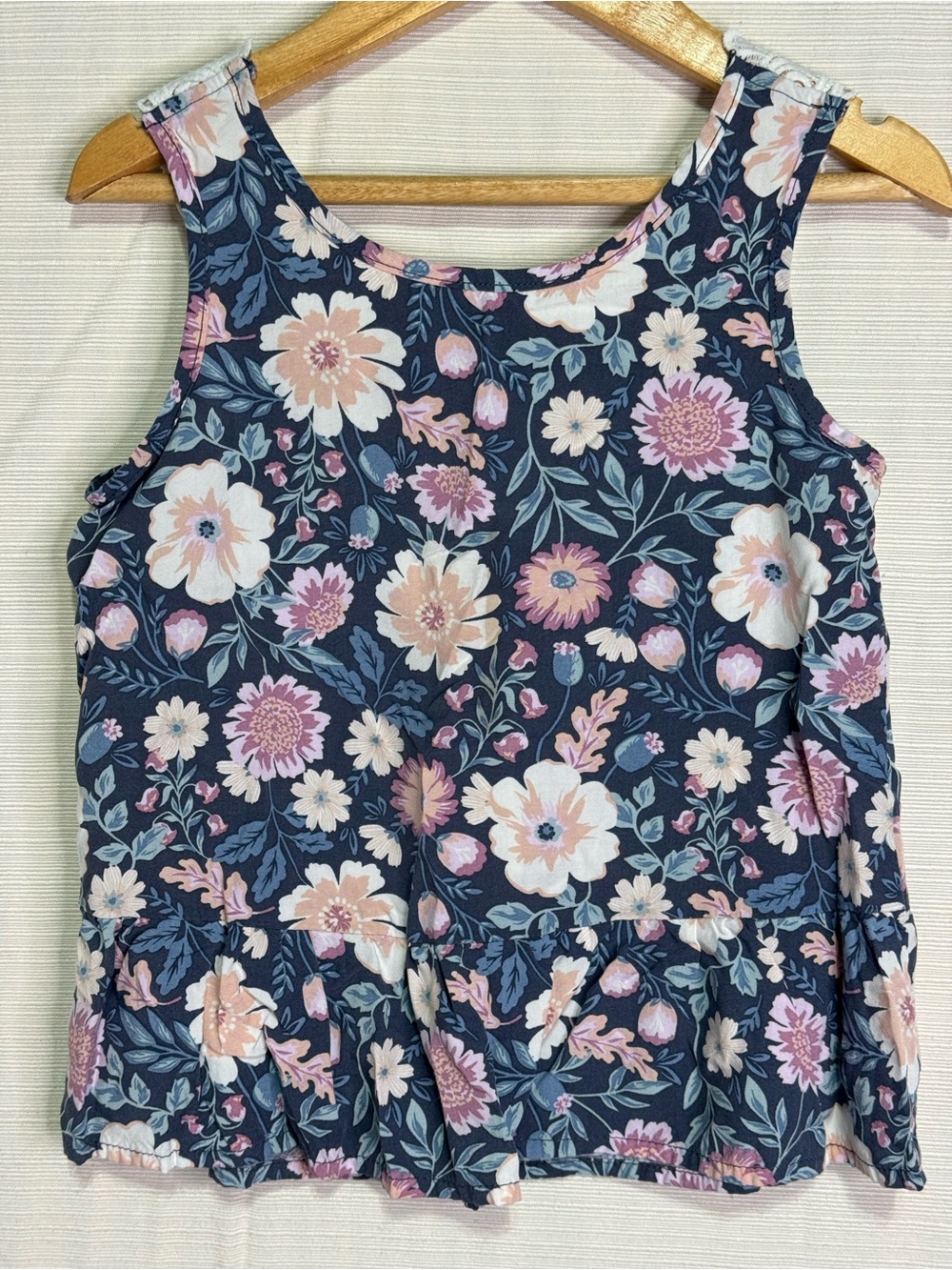 Max Studio Kids floral dressy tank top sz 5/6 boho-chic lace v-back